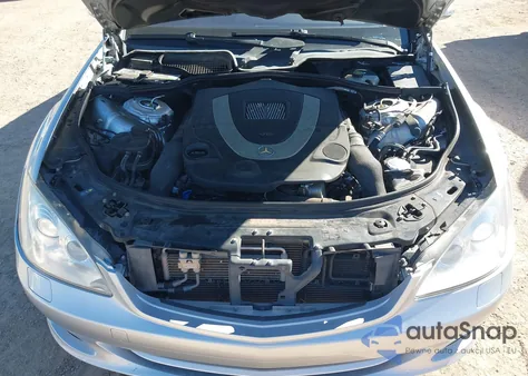 2009 Mercedes-Benz S 550 z USA, uszkodzony, nr VIN WDDNG71X69A280042